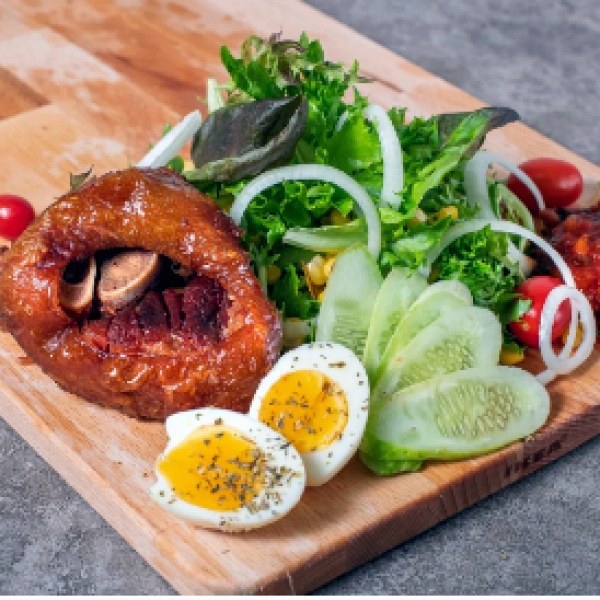 German Crispy Pork Knuckle Steak Garden